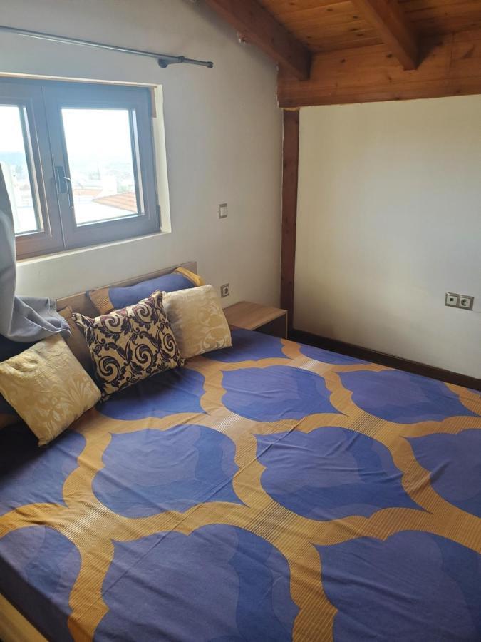 Appartement Σοφιτα Φερεσ à Pherrai Extérieur photo